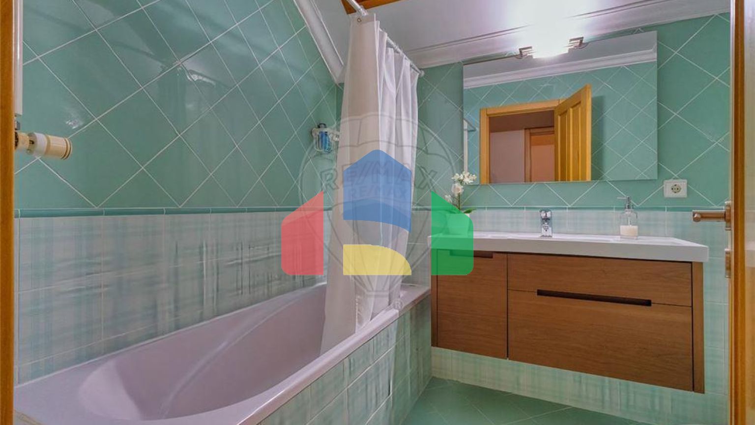 Residential - Single Family Home - T5 - Grijó e Sermonde, Vila Nova de Gaia - PT