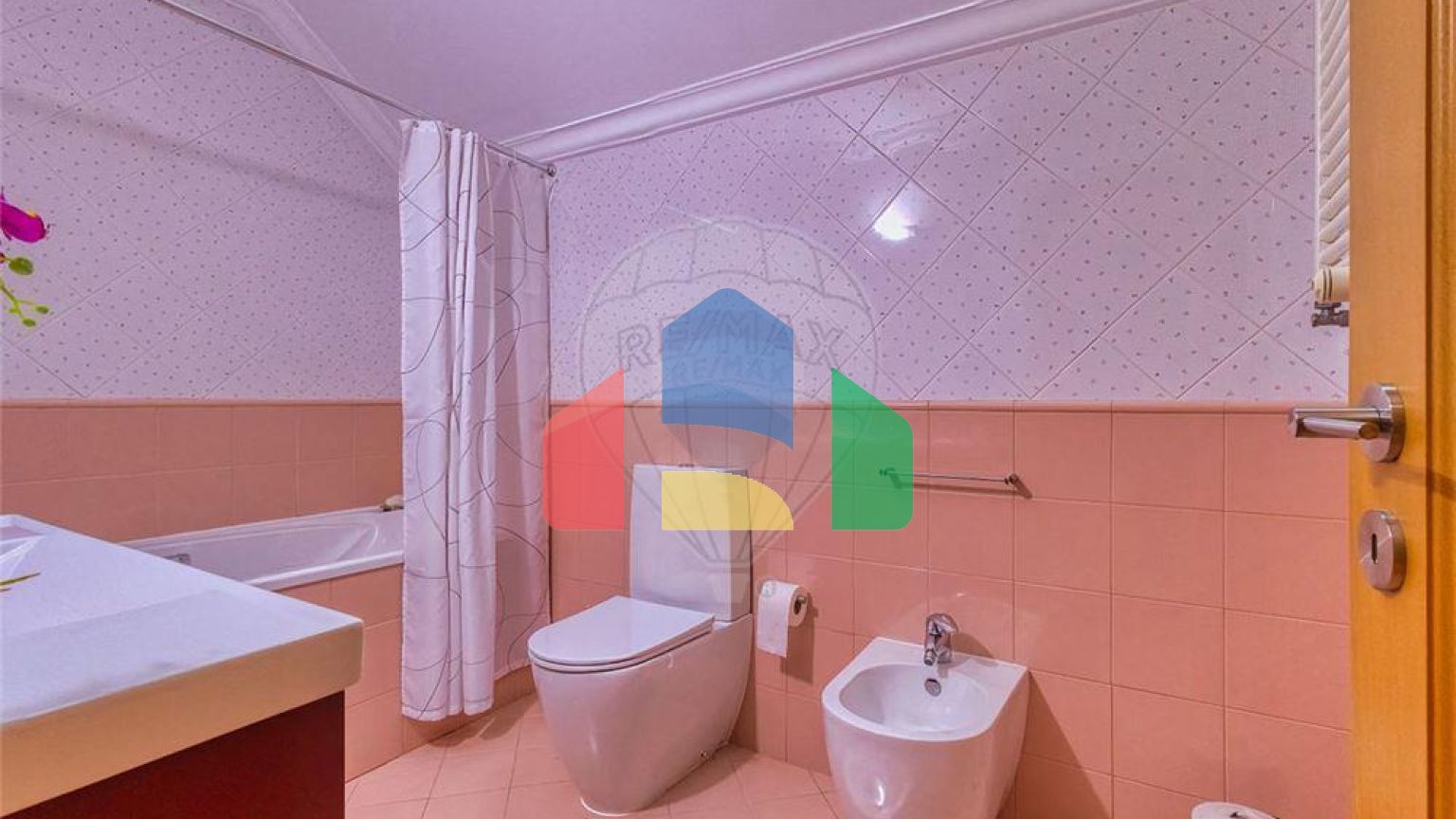 Residential - Single Family Home - T5 - Grijó e Sermonde, Vila Nova de Gaia - PT