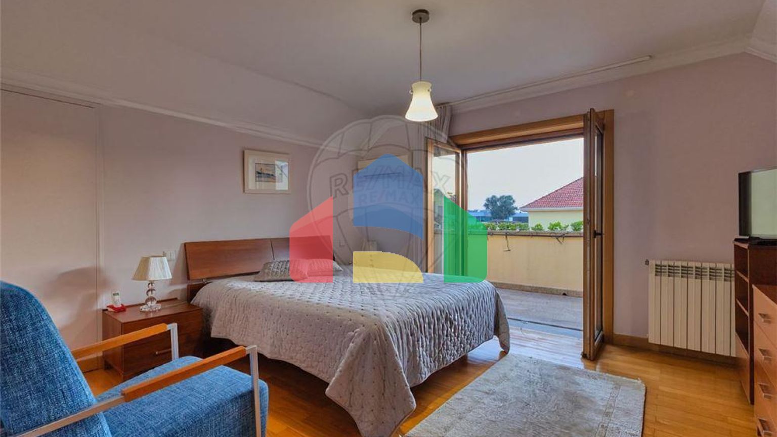 Residential - Single Family Home - T5 - Grijó e Sermonde, Vila Nova de Gaia - PT