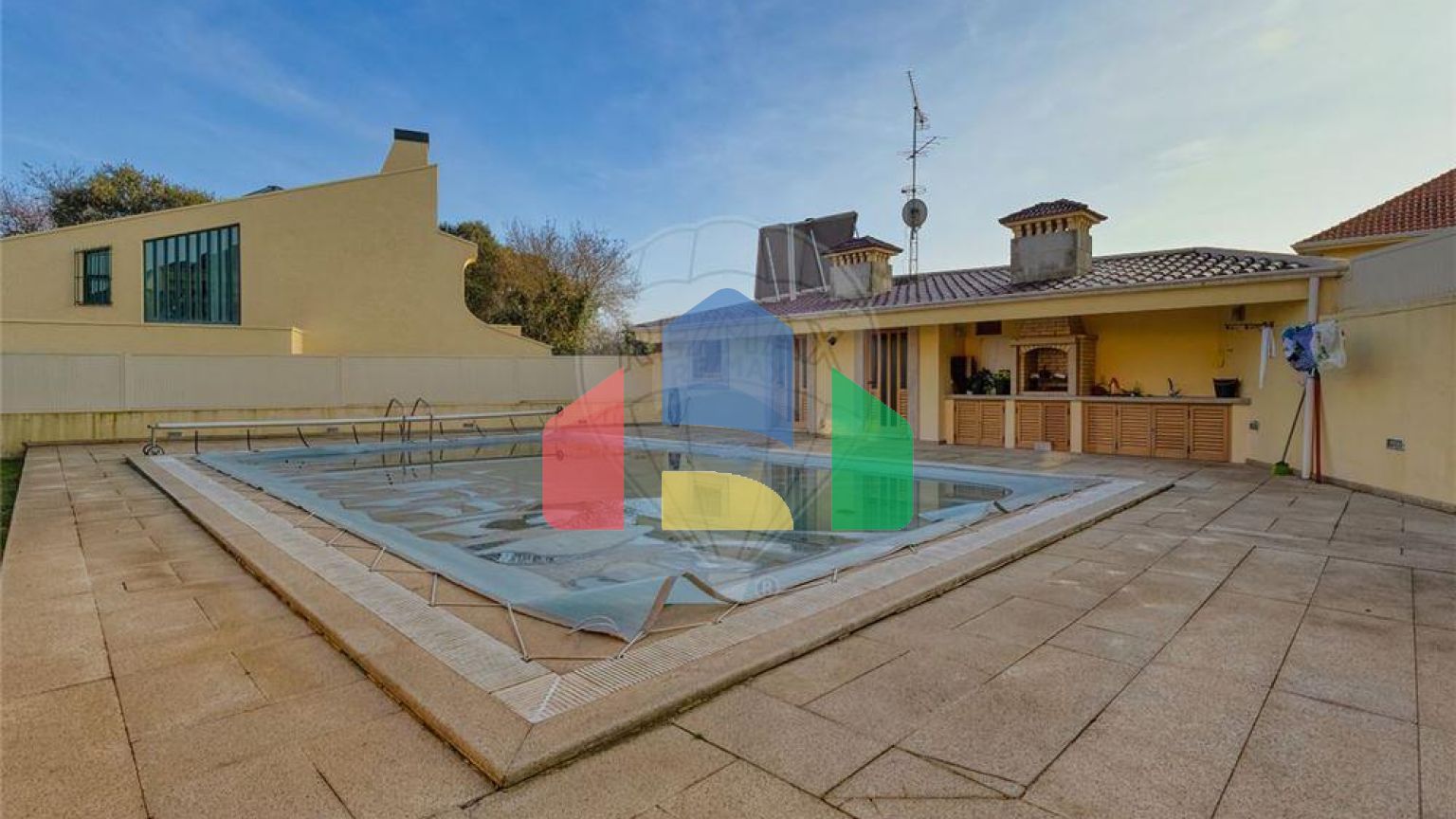 Residential - Single Family Home - T5 - Grijó e Sermonde, Vila Nova de Gaia - PT