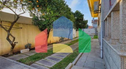 Residential - Single Family Home - T5 - Grijó e Sermonde, Vila Nova de Gaia - PT