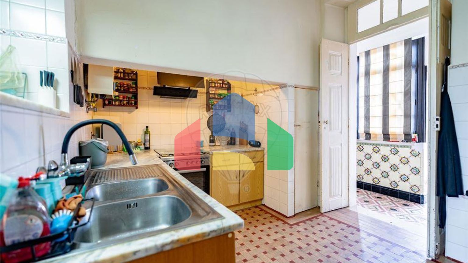 Residential - Single Family Home - T5 - Vilamar e Corticeiro de Cima, Cantanhede - PT