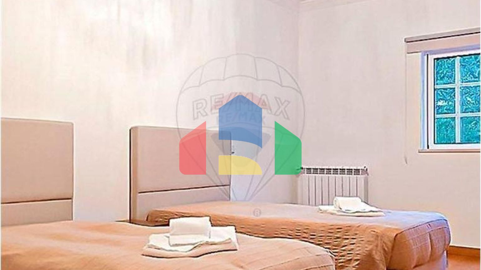 Residential - Single Family Home - T5 - Albufeira e Olhos de Água, Albufeira - PT