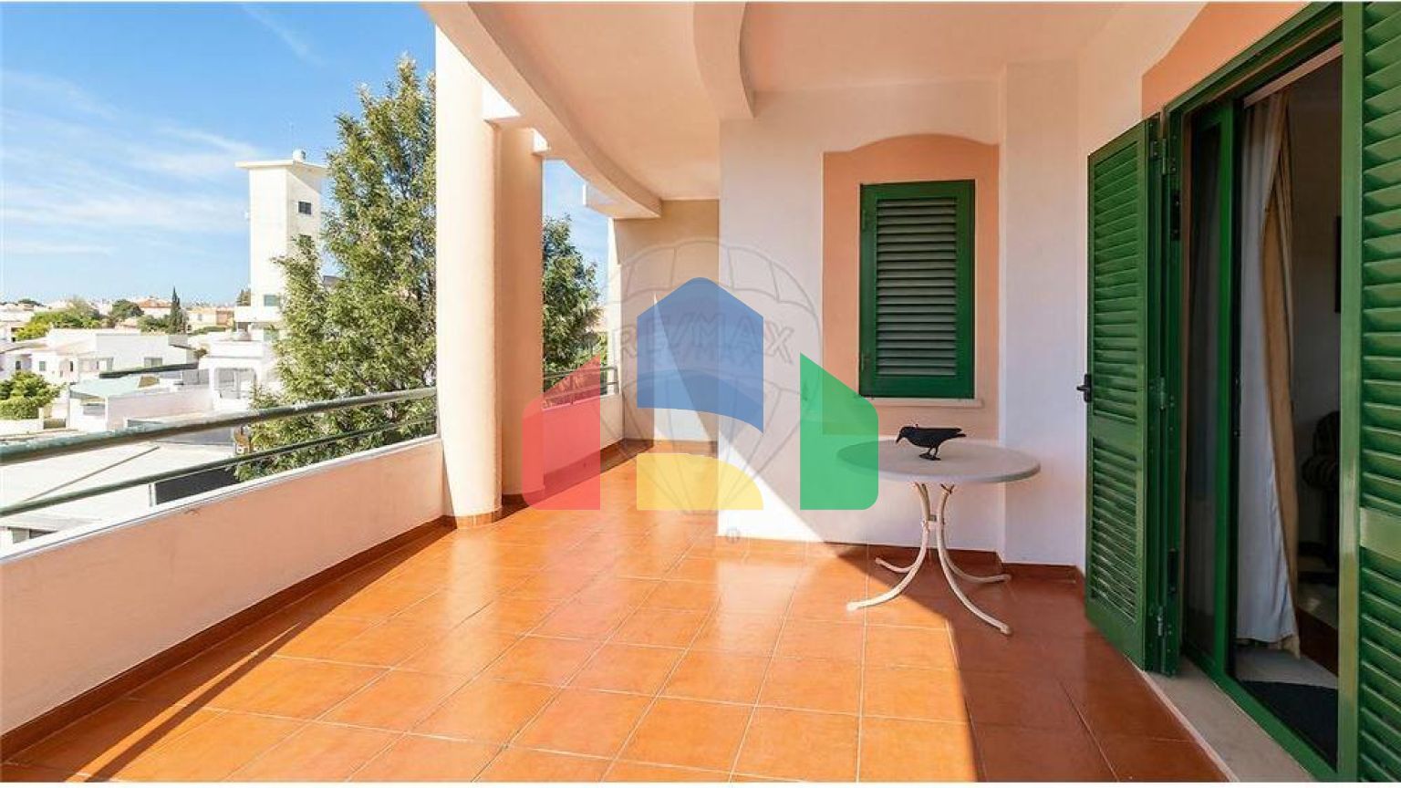 Residential - Condo/Apartment - T2 - Albufeira e Olhos de Água, Albufeira - PT