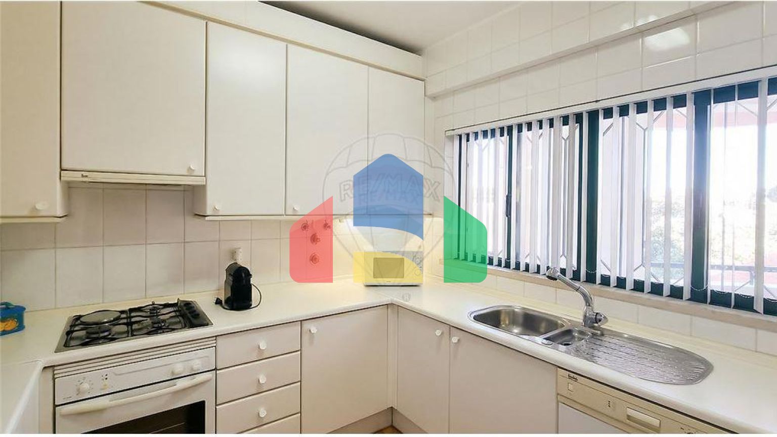 Residential - Condo/Apartment - T2 - Albufeira e Olhos de Água, Albufeira - PT