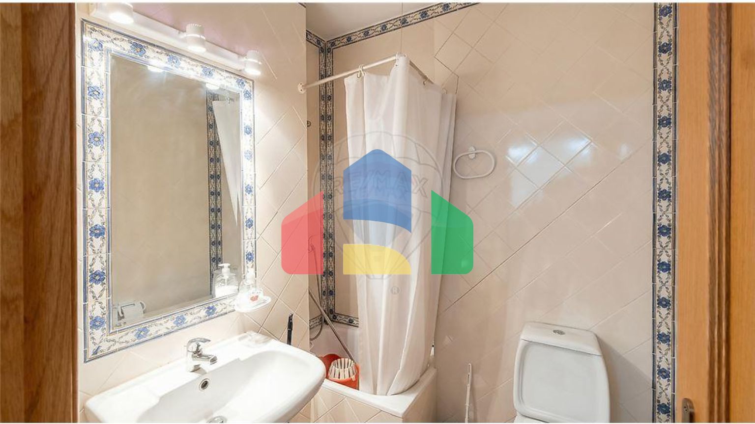 Residential - Condo/Apartment - T2 - Albufeira e Olhos de Água, Albufeira - PT