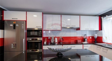 Residential - Single Family Home - T3 - Rabo de Peixe, Ribeira Grande - PT