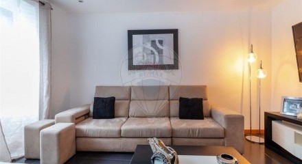 Residential - Single Family Home - T3 - Rabo de Peixe, Ribeira Grande - PT