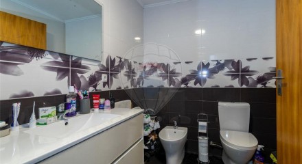 Residential - Single Family Home - T3 - Rabo de Peixe, Ribeira Grande - PT
