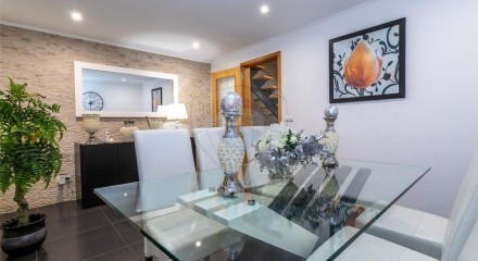 Residential - Single Family Home - T3 - Rabo de Peixe, Ribeira Grande - PT