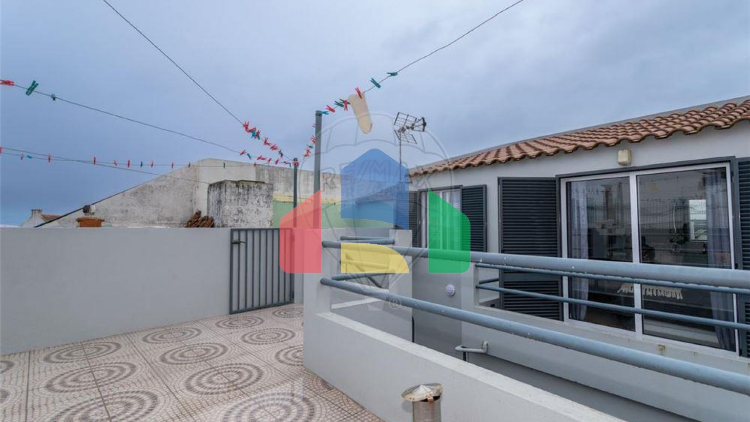 Residential - Single Family Home - T3 - Rabo de Peixe, Ribeira Grande - PT