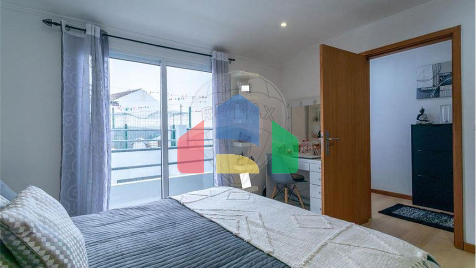 Residential - Single Family Home - T3 - Rabo de Peixe, Ribeira Grande - PT