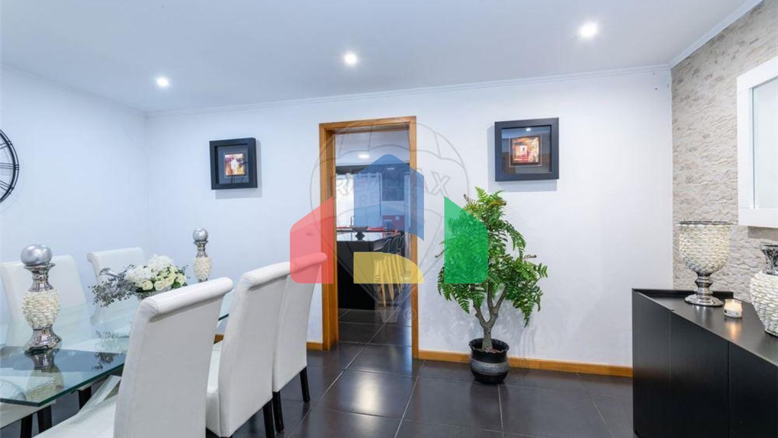 Residential - Single Family Home - T3 - Rabo de Peixe, Ribeira Grande - PT