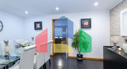 Residential - Single Family Home - T3 - Rabo de Peixe, Ribeira Grande - PT