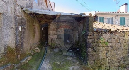 Residential - Single Family Home - T3 - Vale de Estrela, Guarda - PT