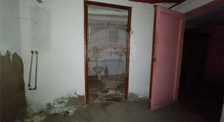 Residential - Single Family Home - T3 - Vale de Estrela, Guarda - PT