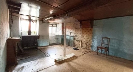 Residential - Single Family Home - T3 - Vale de Estrela, Guarda - PT