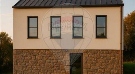 Residential - Single Family Home - T3 - Vale de Estrela, Guarda - PT