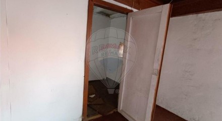 Residential - Single Family Home - T3 - Vale de Estrela, Guarda - PT