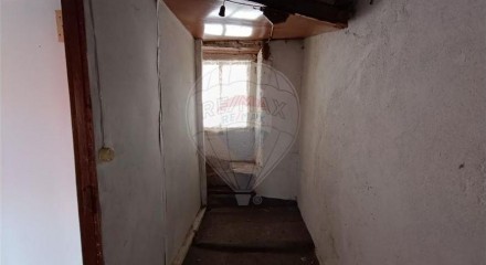 Residential - Single Family Home - T3 - Vale de Estrela, Guarda - PT