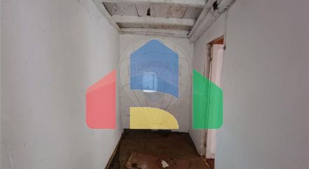 Residential - Single Family Home - T3 - Vale de Estrela, Guarda - PT