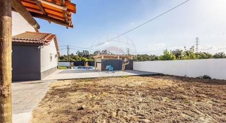 Residential - Single Family Home - T3 - Cartaxo e Vale da Pinta, Cartaxo - PT
