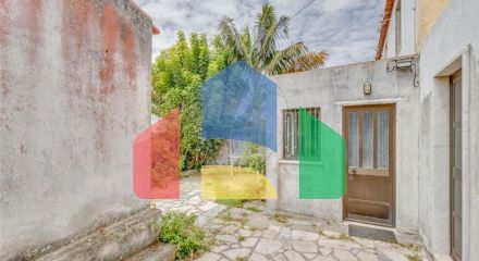 Residential - Single Family Home - T2 - Colares, Sintra - PT