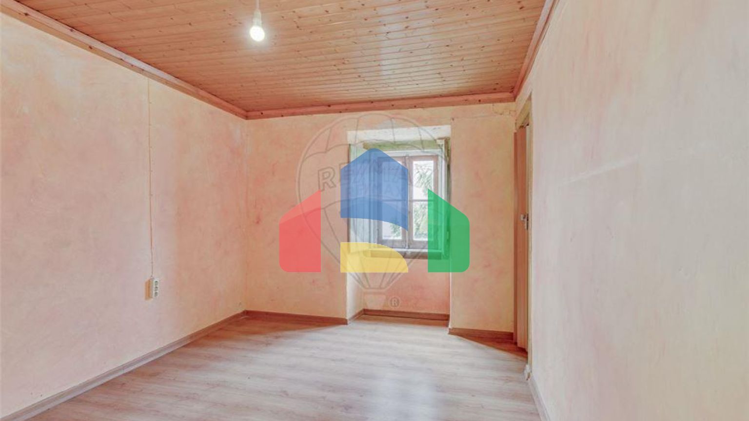 Residential - Single Family Home - T2 - Colares, Sintra - PT