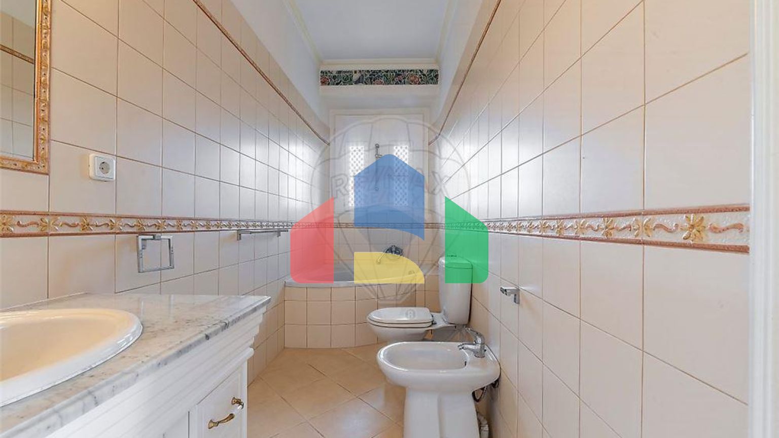 Residential - Single Family Home - T7 - Colares, Sintra - PT