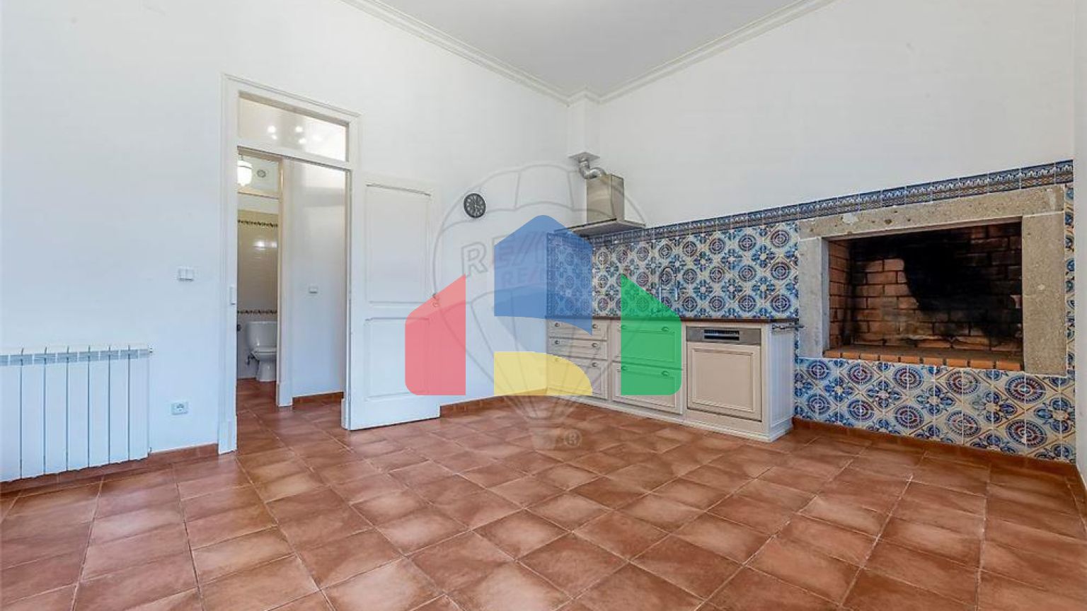 Residential - Single Family Home - T7 - Colares, Sintra - PT