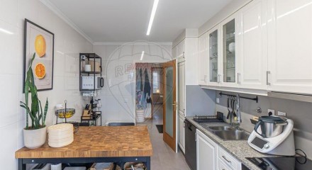 Residential - Condo/Apartment - T2 - Touguinha e Touguinhó, Vila do Conde - PT