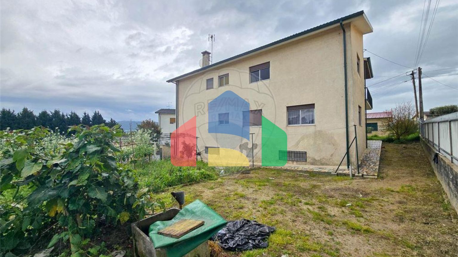 Residential - Single Family Home - T6 - Landim, Vila Nova de Famalicao - PT