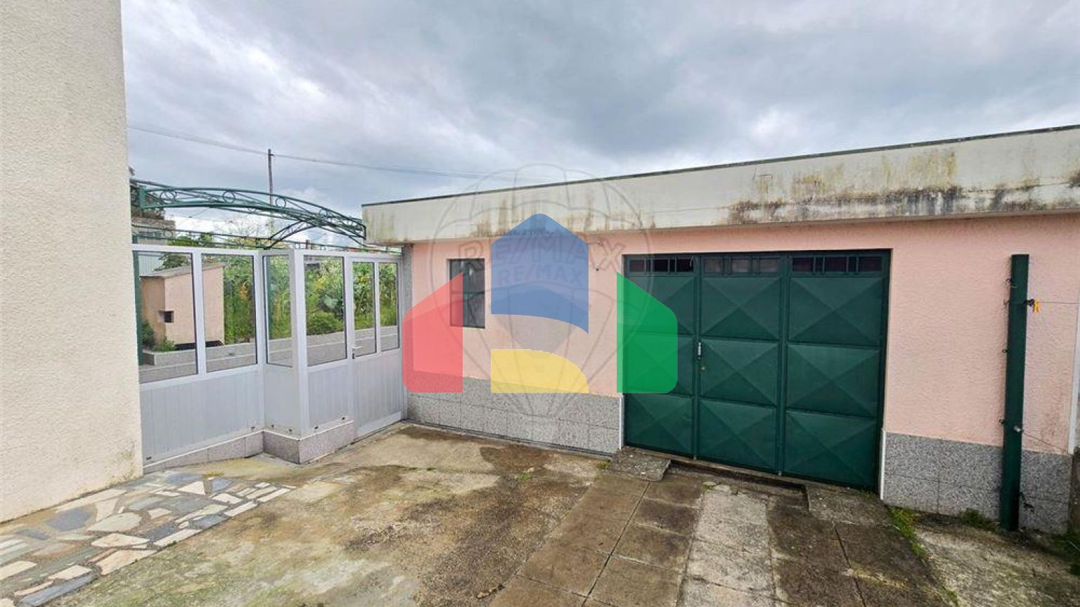 Residential - Single Family Home - T6 - Landim, Vila Nova de Famalicao - PT