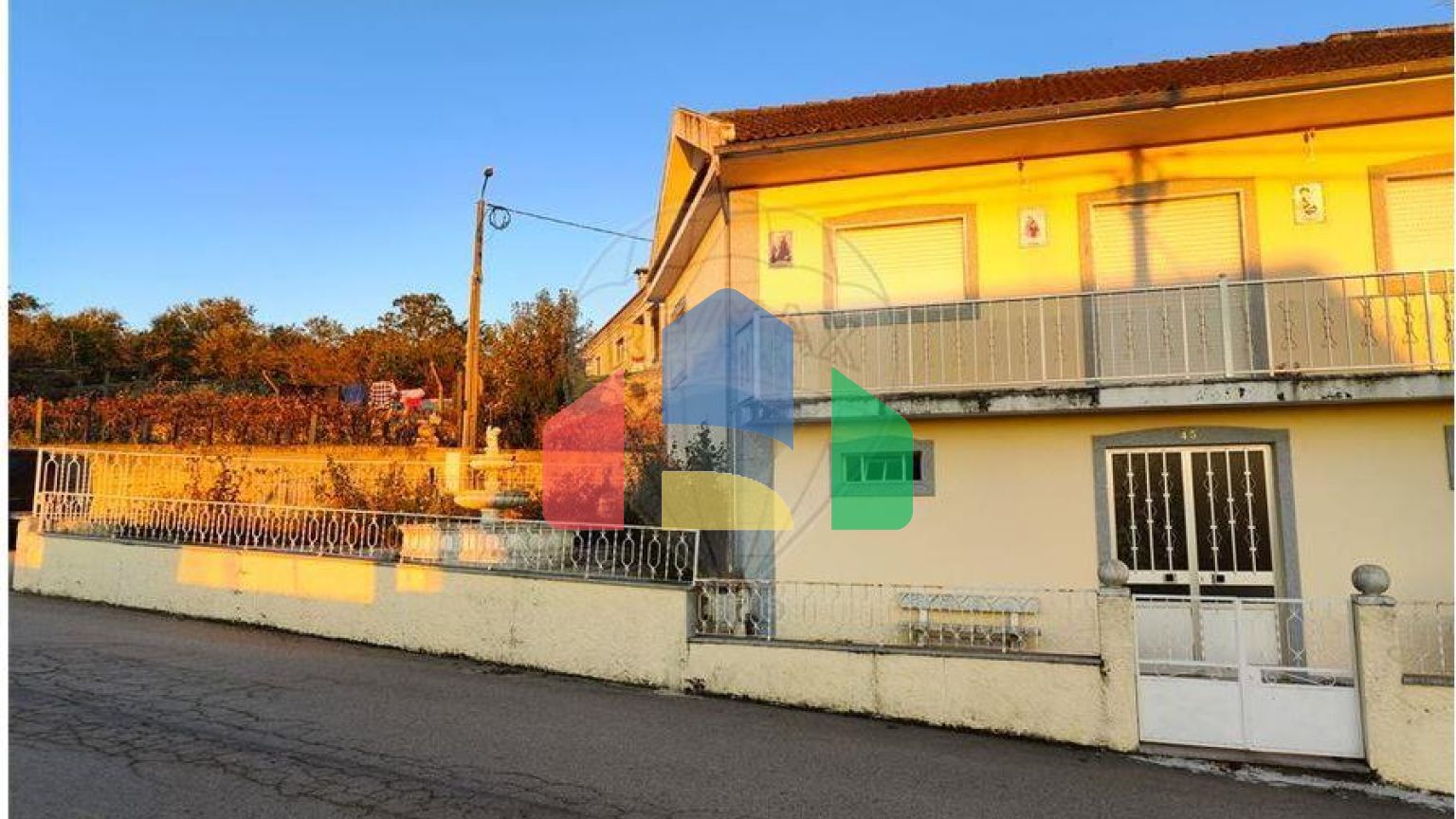 Residential - Single Family Home - T3 - Granja Nova e Vila Chã da Beira, Tarouca - PT