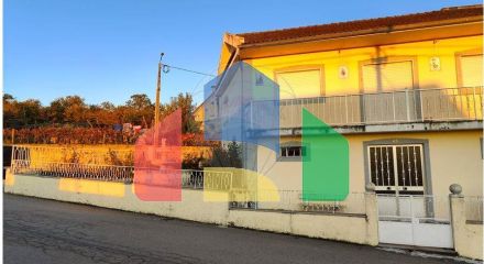 Residential - Single Family Home - T3 - Granja Nova e Vila Chã da Beira, Tarouca - PT