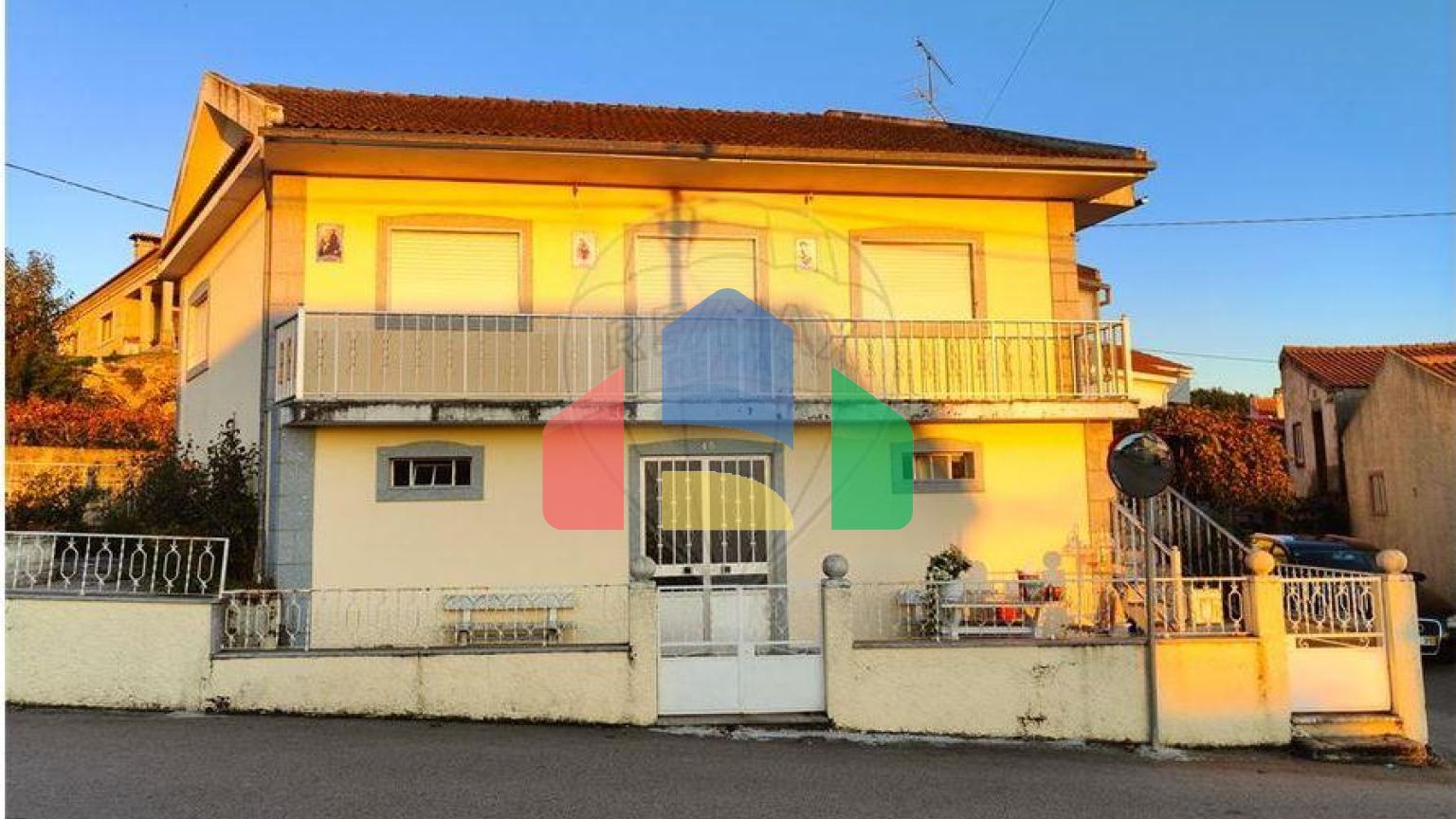 Residential - Single Family Home - T3 - Granja Nova e Vila Chã da Beira, Tarouca - PT