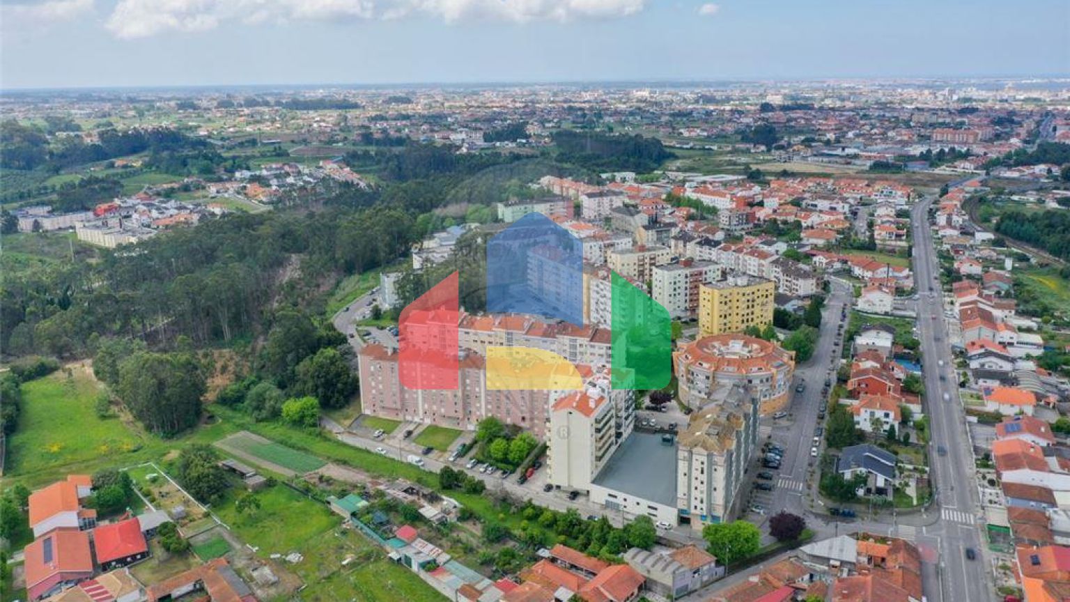 Residential - Condo/Apartment - T2 - Eixo e Eirol, Aveiro - PT