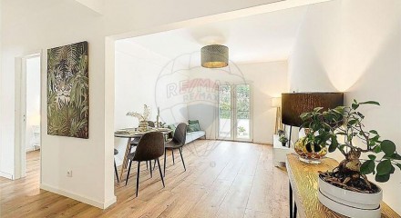 Residential - Condo/Apartment - T2 - Castanheira do Ribatejo e Cachoeiras, Vila Franca de Xira - PT
