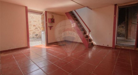 Residential - Single Family Home - T3 - Nogueira da Regedoura, Santa Maria da Feira - PT