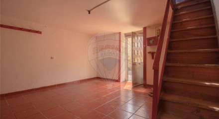 Residential - Single Family Home - T3 - Nogueira da Regedoura, Santa Maria da Feira - PT