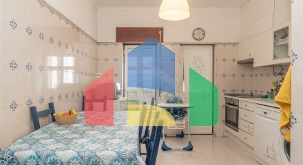 Residential - Condo/Apartment - T3 - Malagueira e Horta das Figueiras, Évora - PT