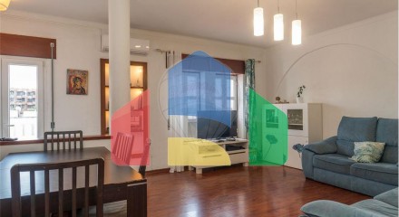 Residential - Condo/Apartment - T3 - Malagueira e Horta das Figueiras, Évora - PT