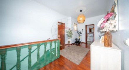 Residential - Single Family Home - T4 - Almeirim, Almeirim - PT