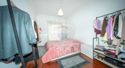 Residential - Single Family Home - T4 - Almeirim, Almeirim - PT