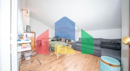 Residential - Single Family Home - T4 - Almeirim, Almeirim - PT