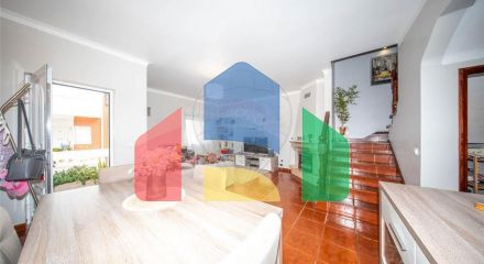 Residential - Single Family Home - T4 - Almeirim, Almeirim - PT