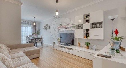 Residential - Condo/Apartment - T3 - Oliveira do Douro, Vila Nova de Gaia - PT