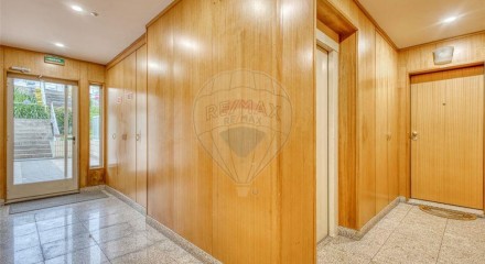 Residential - Condo/Apartment - T3 - Oliveira do Douro, Vila Nova de Gaia - PT