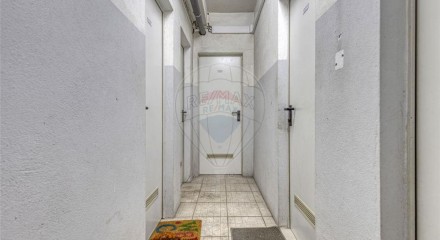 Residential - Condo/Apartment - T3 - Oliveira do Douro, Vila Nova de Gaia - PT