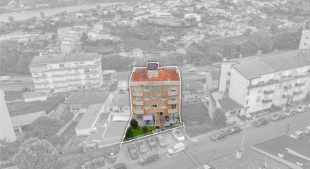 Residential - Condo/Apartment - T3 - Oliveira do Douro, Vila Nova de Gaia - PT